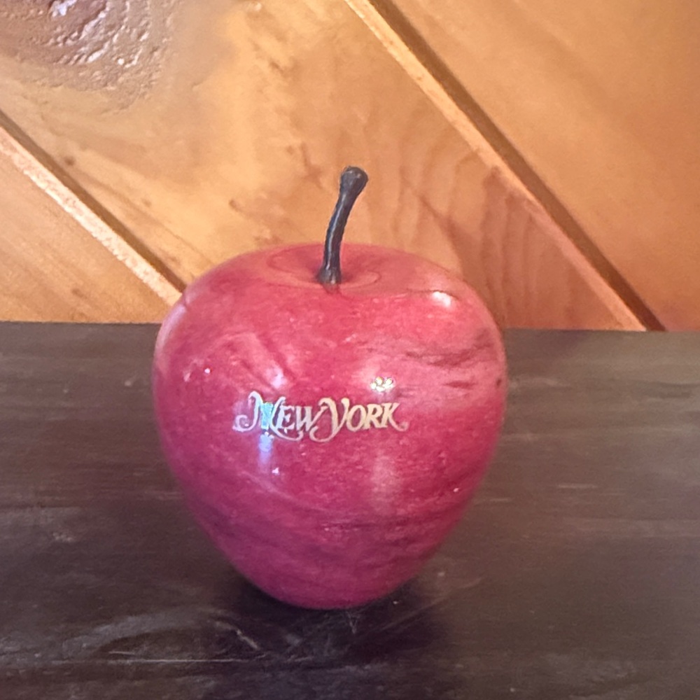 Red New York Decorative Apple